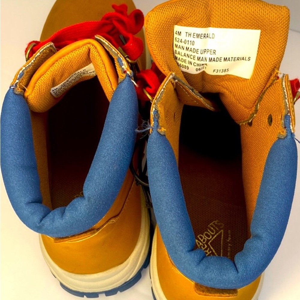 NIB - Thereabouts big boys hiking boots. - Picture 4 of 6